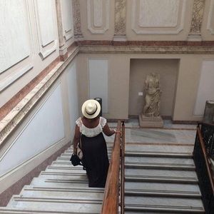 Meet your Posher, Valene